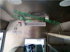 NJ5055XDWJD-1依维柯餐车图3