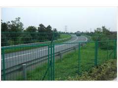 高速公路护栏厂家直销 工厂,小区,双边丝护栏网,隔离网图2