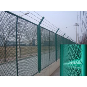 钢板网状护栏,菱形网状护栏,网状围墙,钢板网状护栏